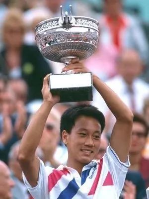 日本电影友田真希主演的天赐之爱